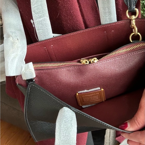 Authentic COACH 1941 pebbled leather 3 compartments 2way zip Satchel/Crosby - Picture 12 of 16